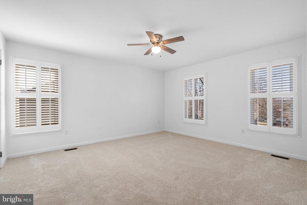 11006 Cross Laurel Dr