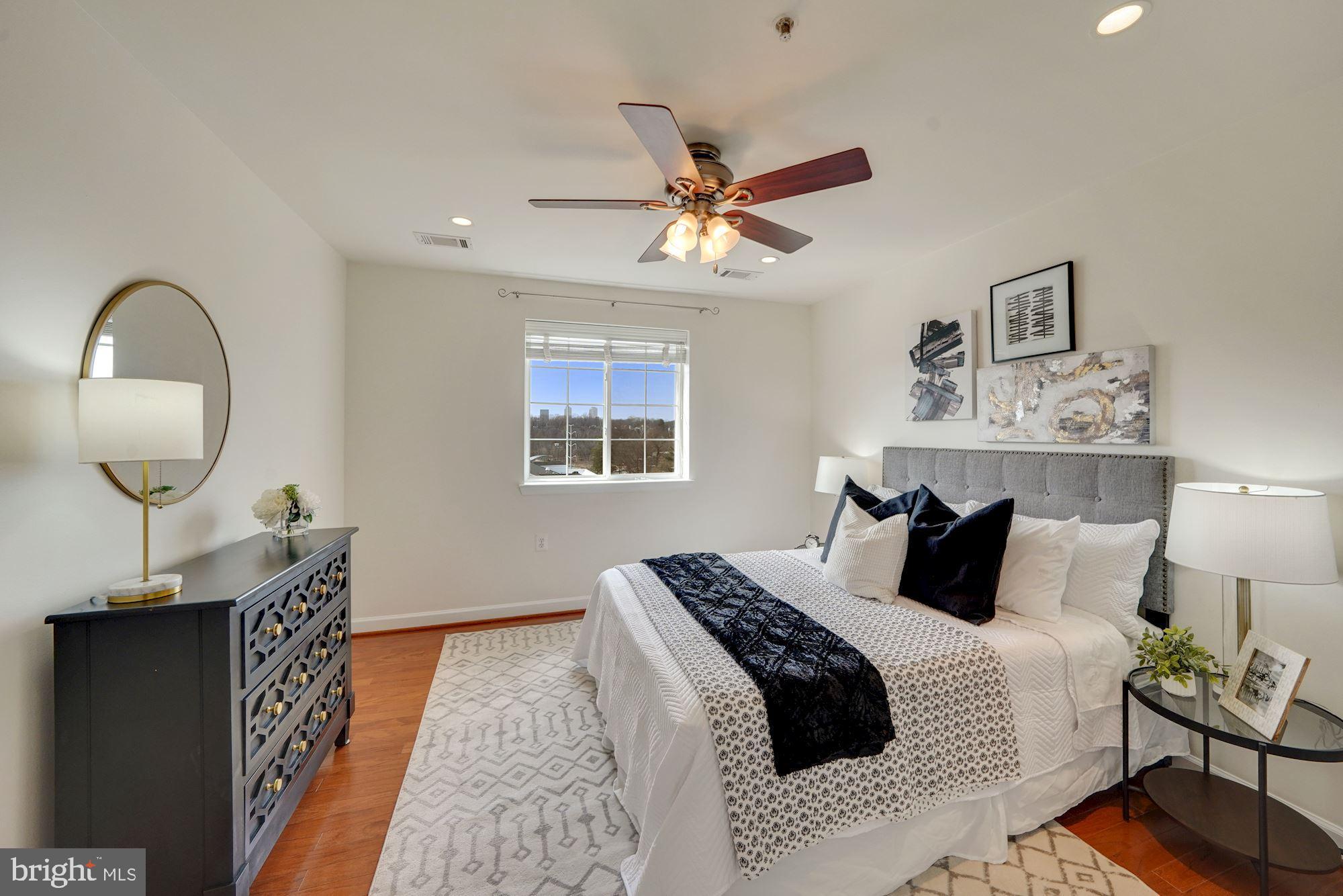 4149 S Four Mile Run Dr #403