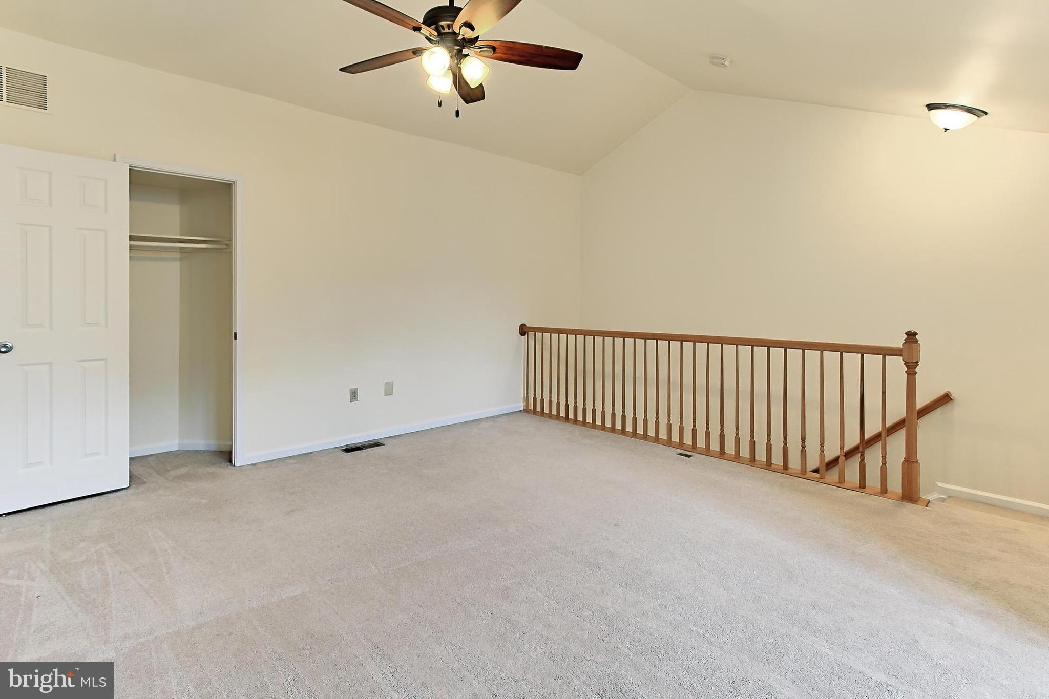 1501-D N Colonial Ter