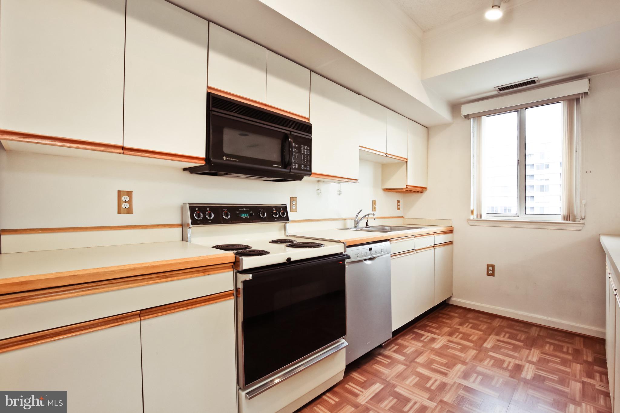 1211 S EADS STREET 1308