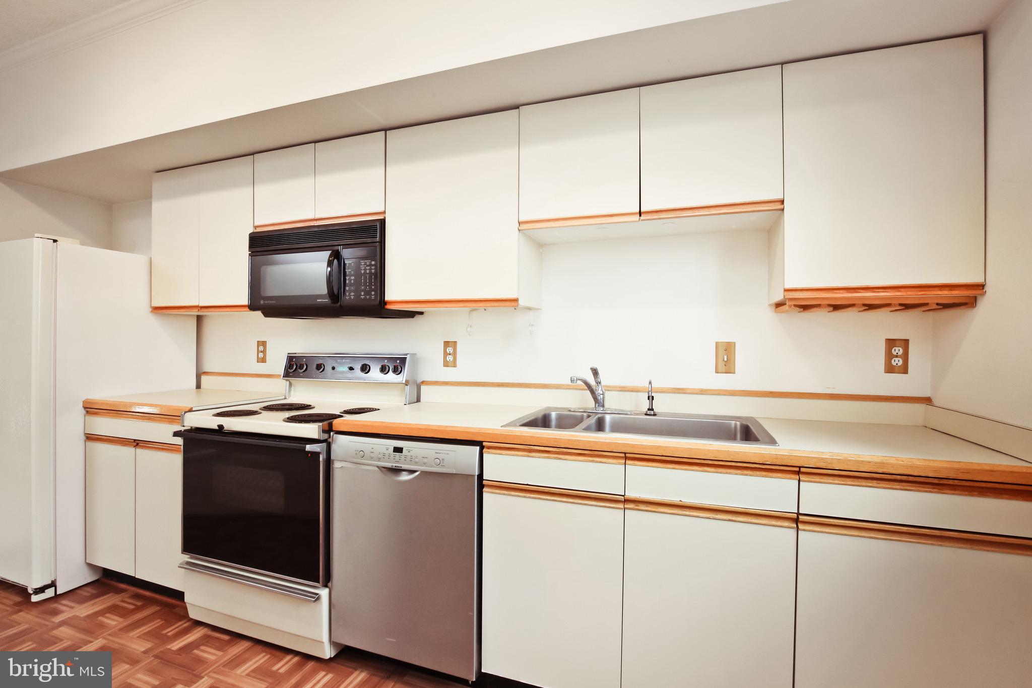 1211 S EADS STREET 1308