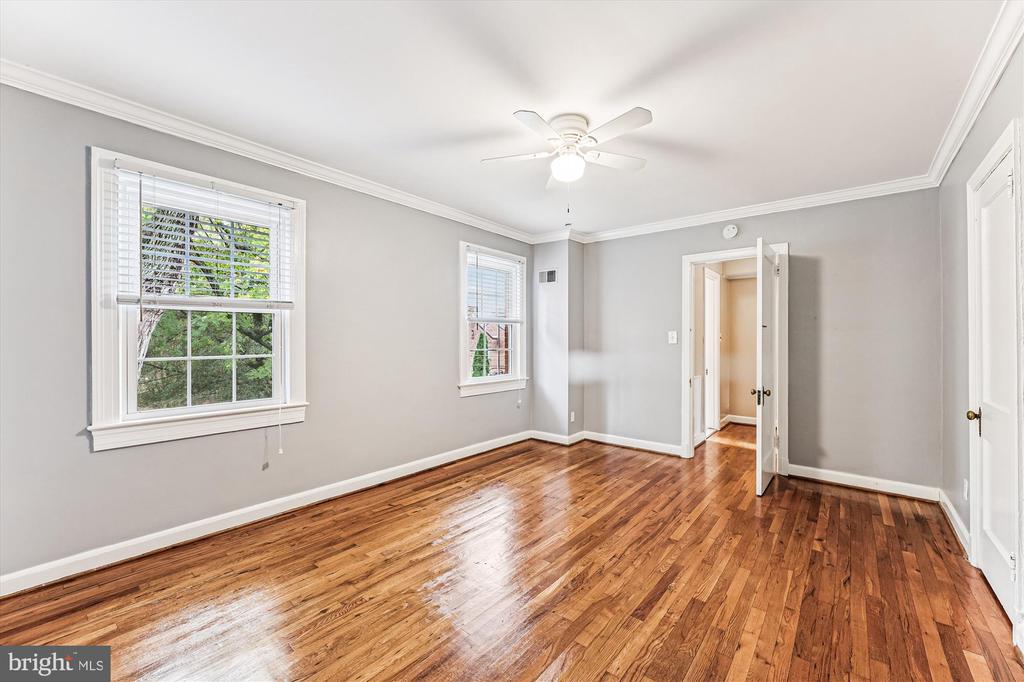 2700 16TH STREET S 647