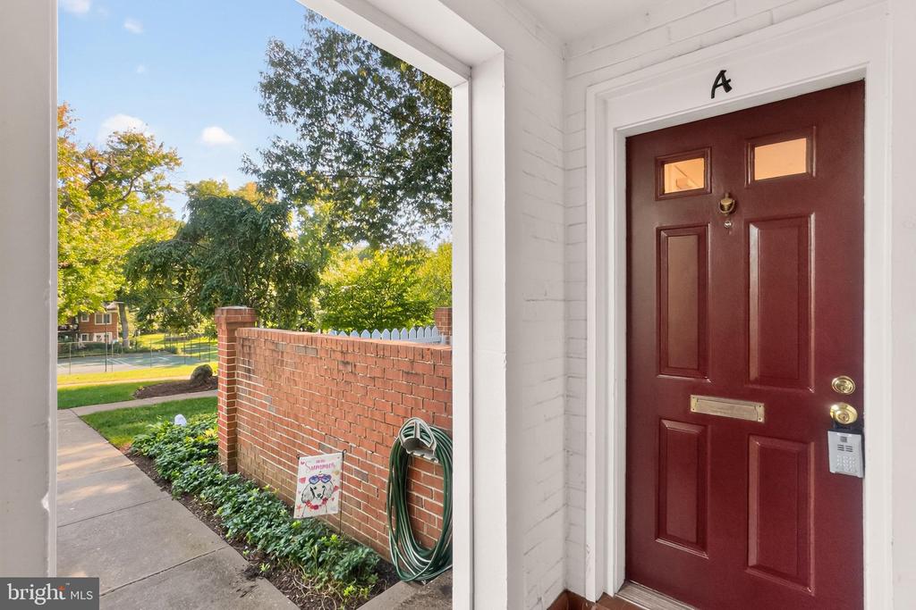 2711 S WALTER REED DRIVE Unit: A