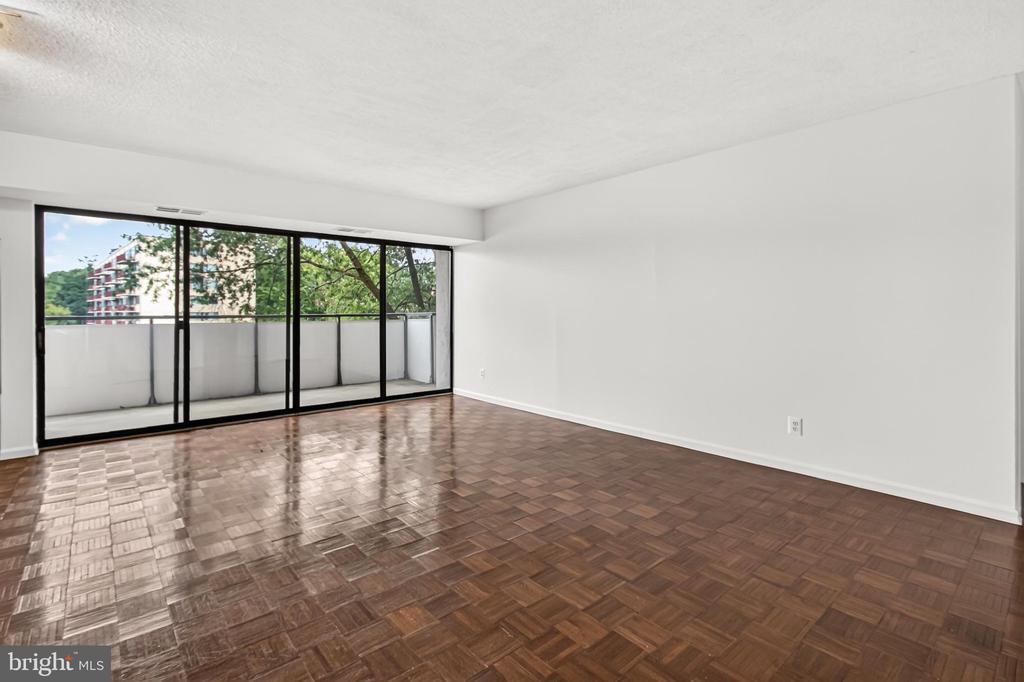 5300 COLUMBIA PIKE Unit: 705
