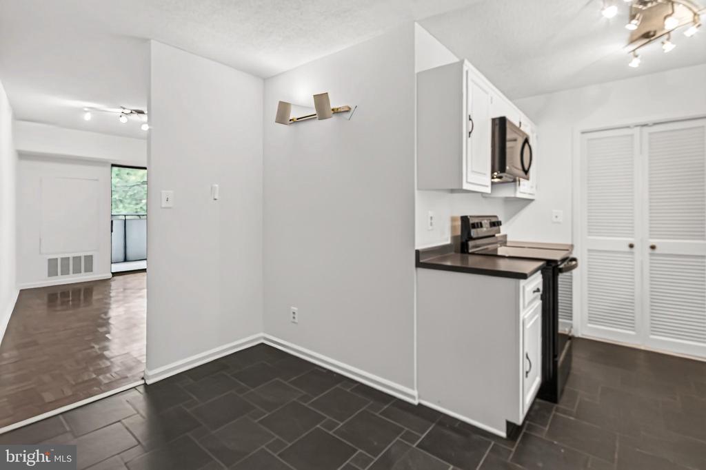 5300 COLUMBIA PIKE Unit: 705