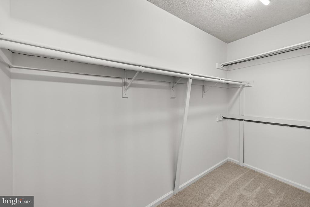 5300 COLUMBIA PIKE Unit: 705