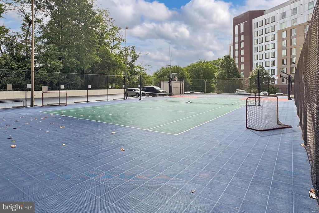 5300 COLUMBIA PIKE Unit: 705