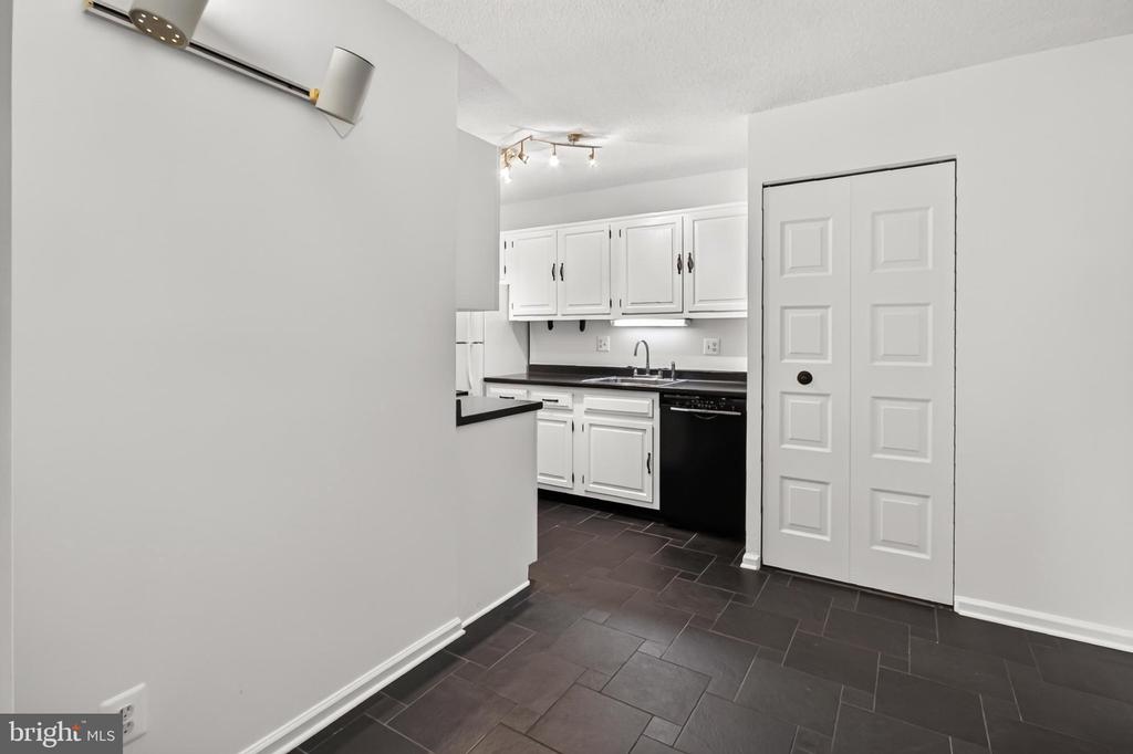 5300 COLUMBIA PIKE Unit: 705