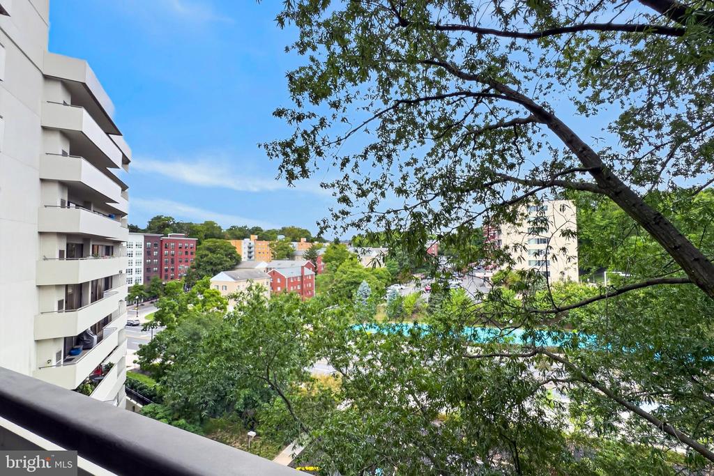 5300 COLUMBIA PIKE Unit: 705