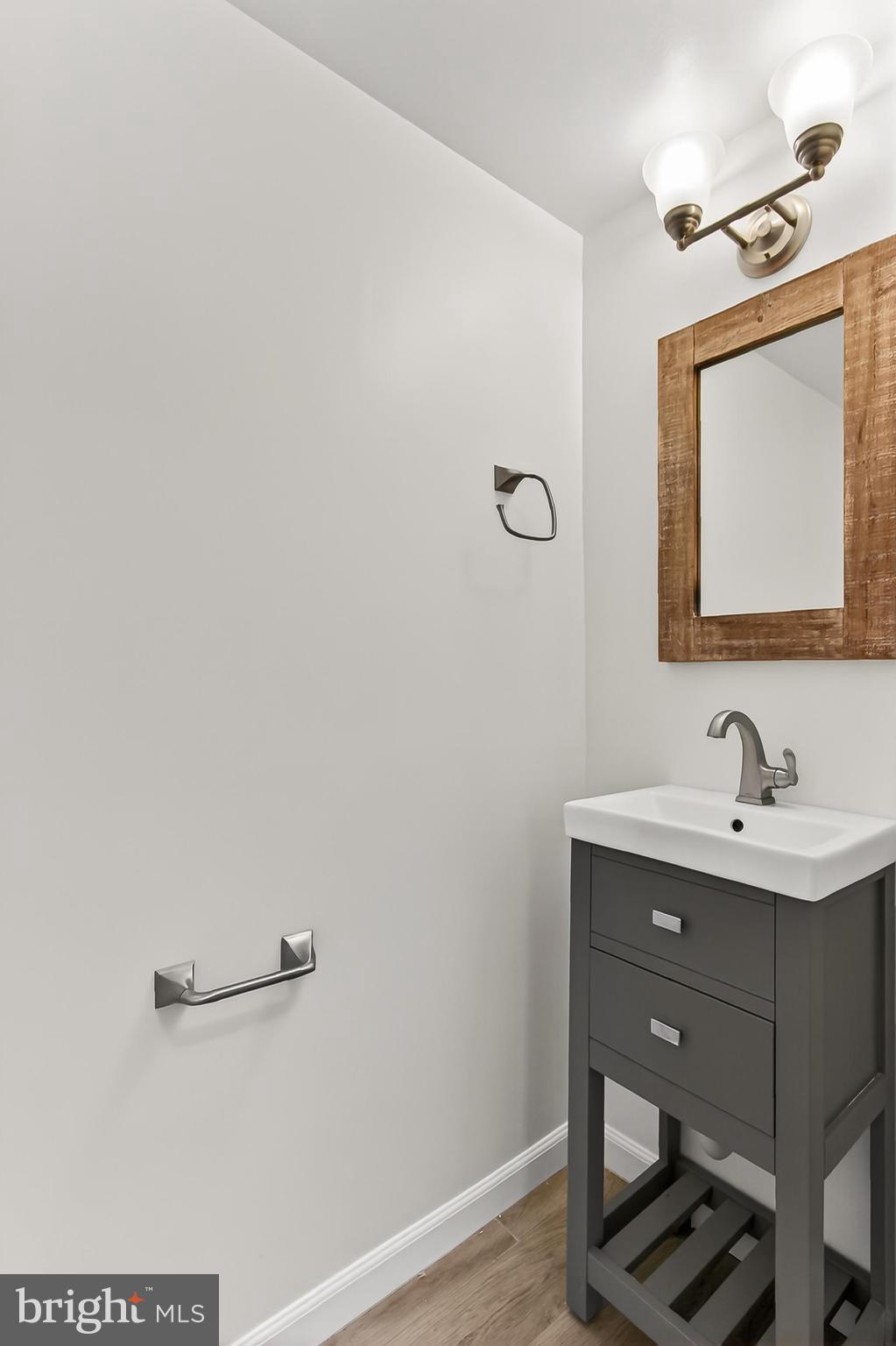 1407 N VAN DORN STREET N 1407C