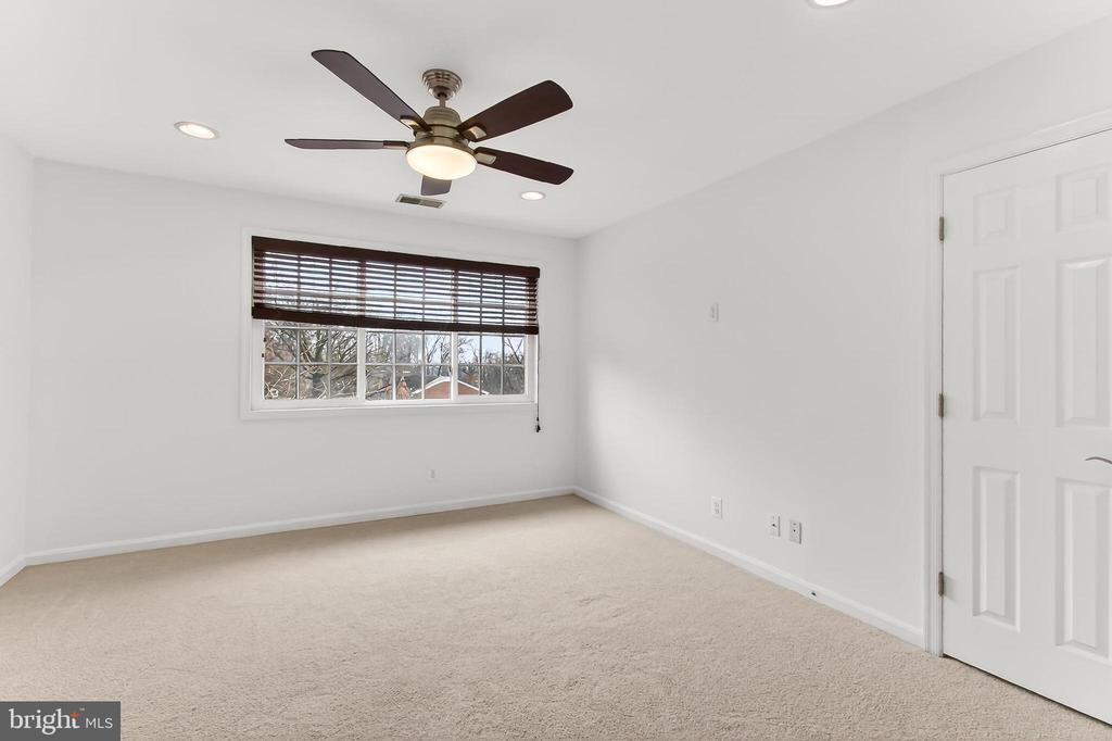 1407 N VAN DORN STREET N 1407C