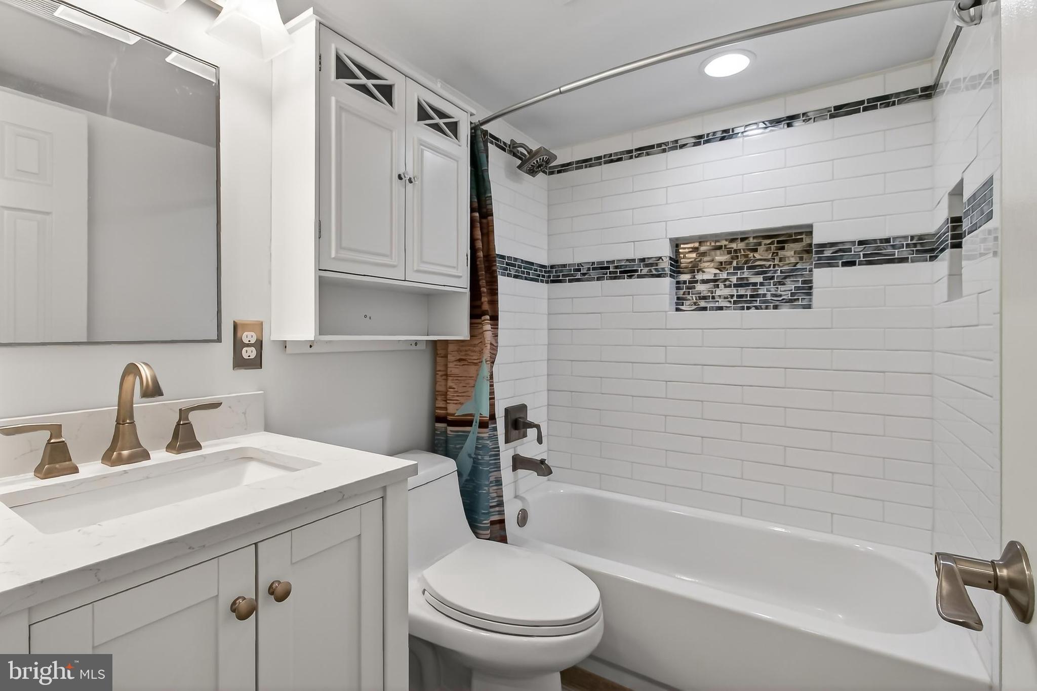 1407 N VAN DORN STREET N 1407C