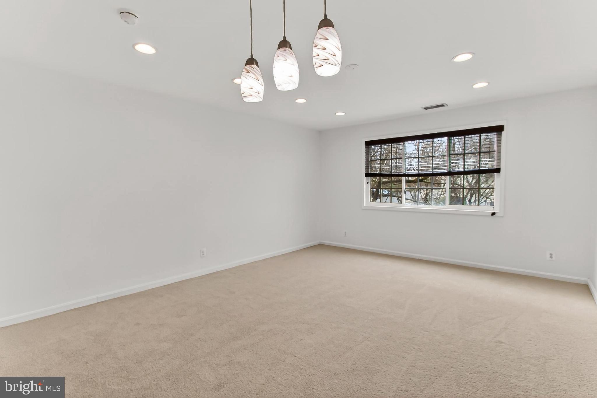 1407 N VAN DORN STREET N 1407C