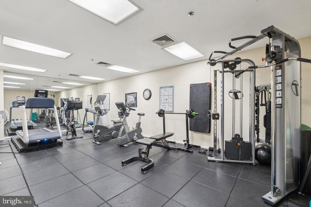 1200 BRADDOCK PLACE Unit: 205