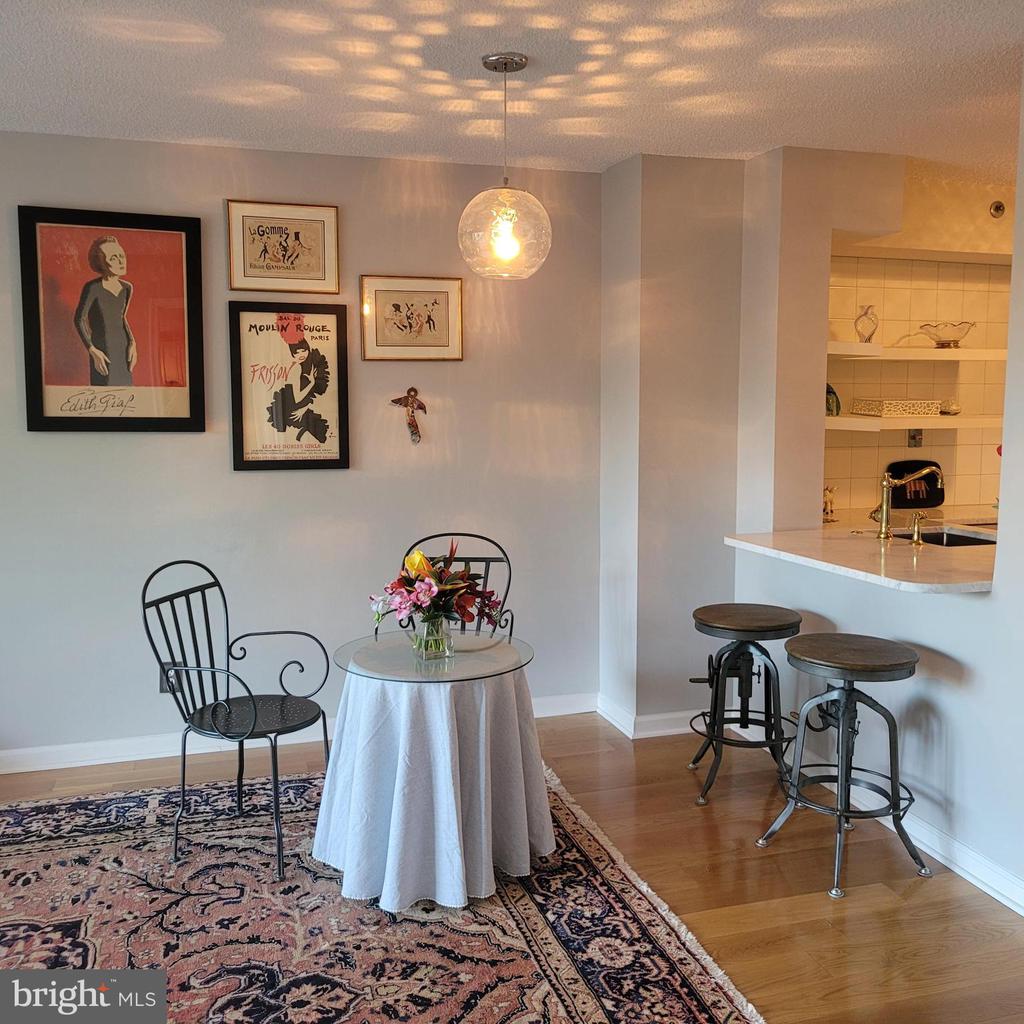 1200 BRADDOCK PLACE Unit: 205