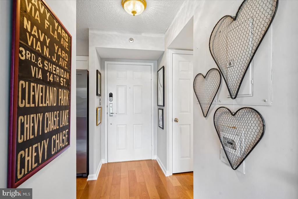 1200 BRADDOCK PLACE Unit: 205