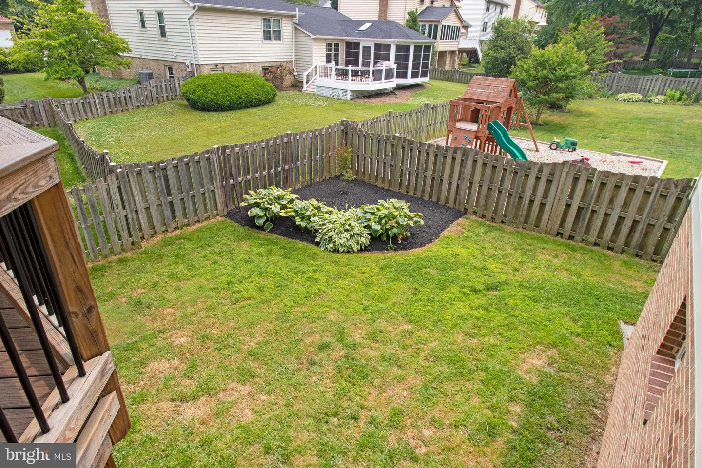 9812 Dansk Ct