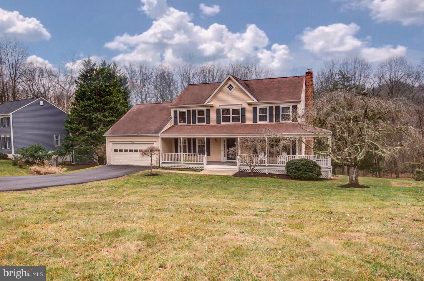 10859 Meadow Pond Ln