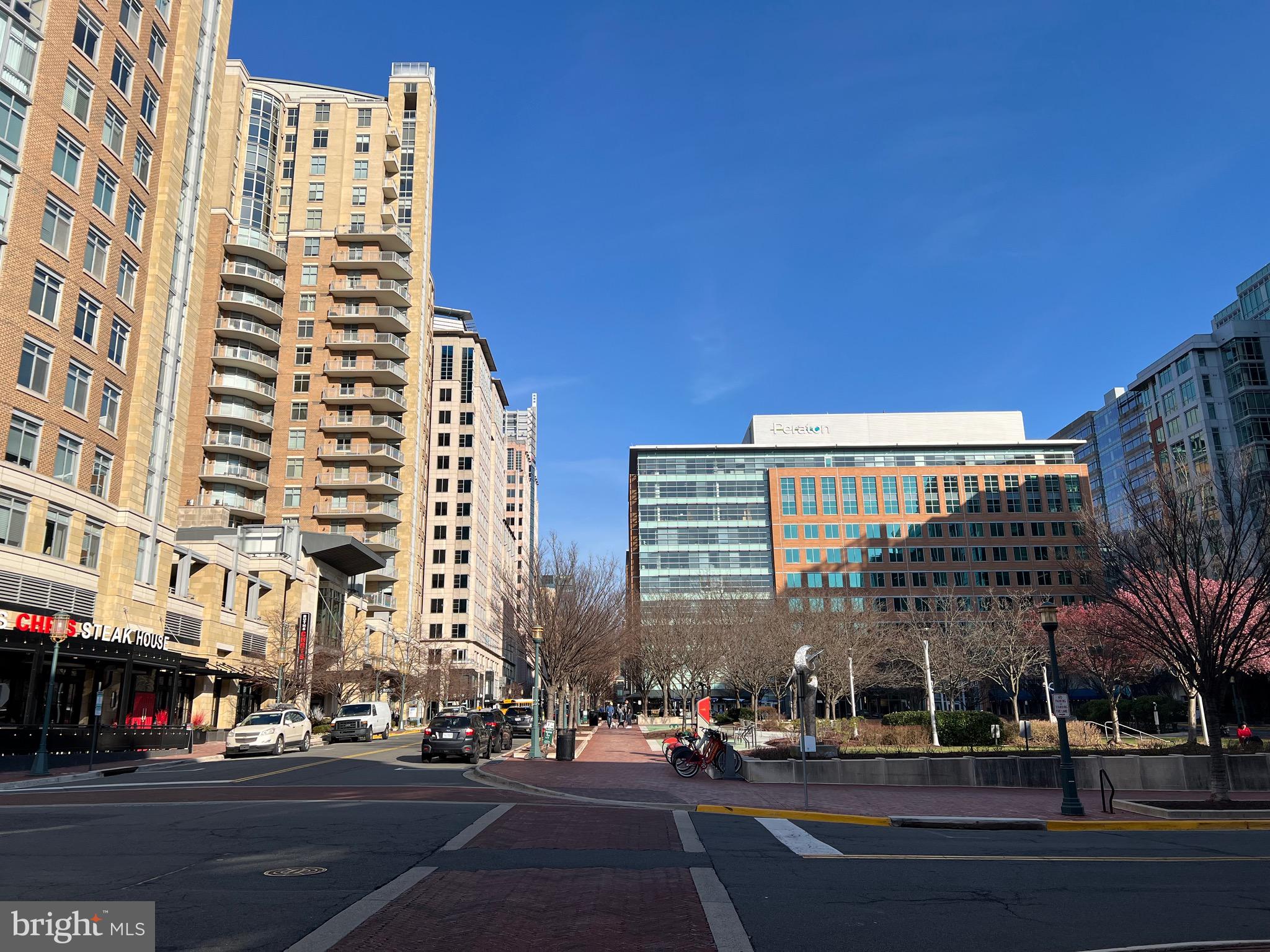 12000 Market St #324