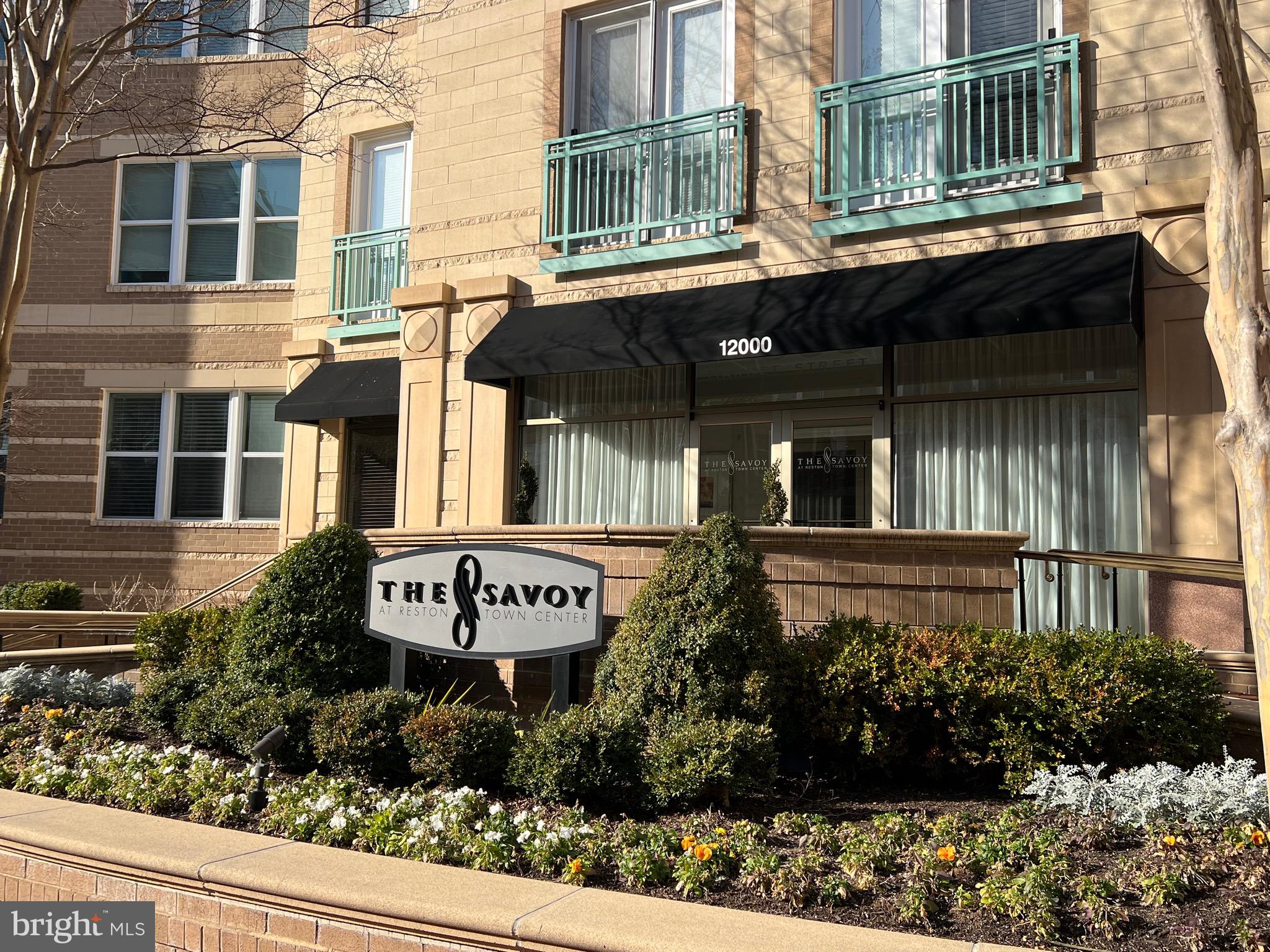 12000 Market St #324