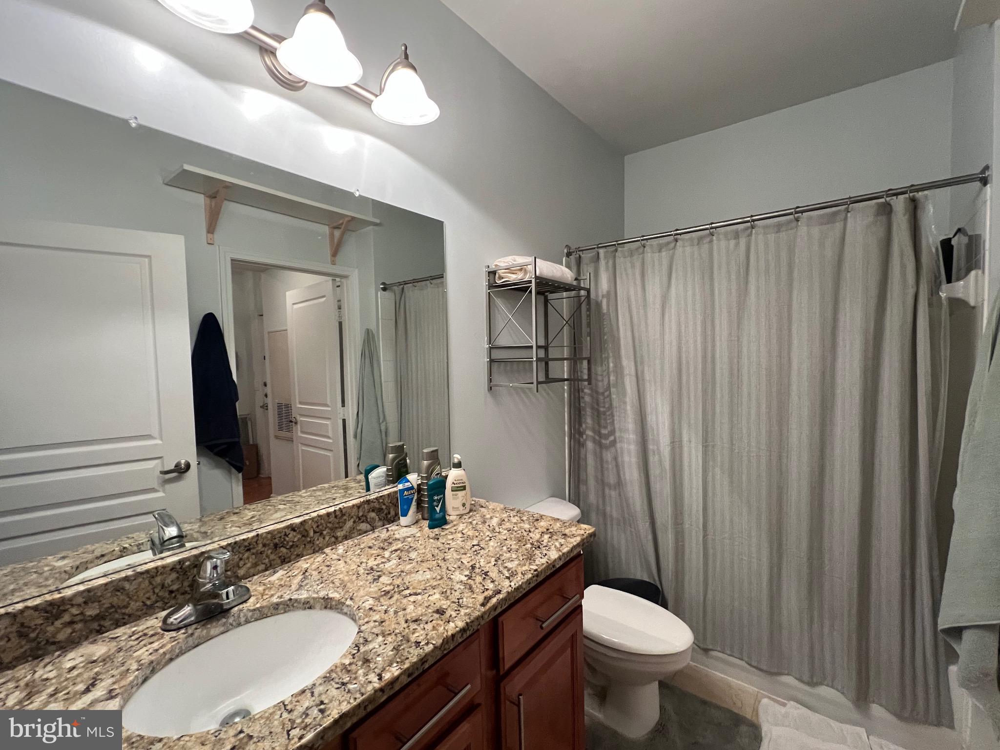 12000 Market St #324