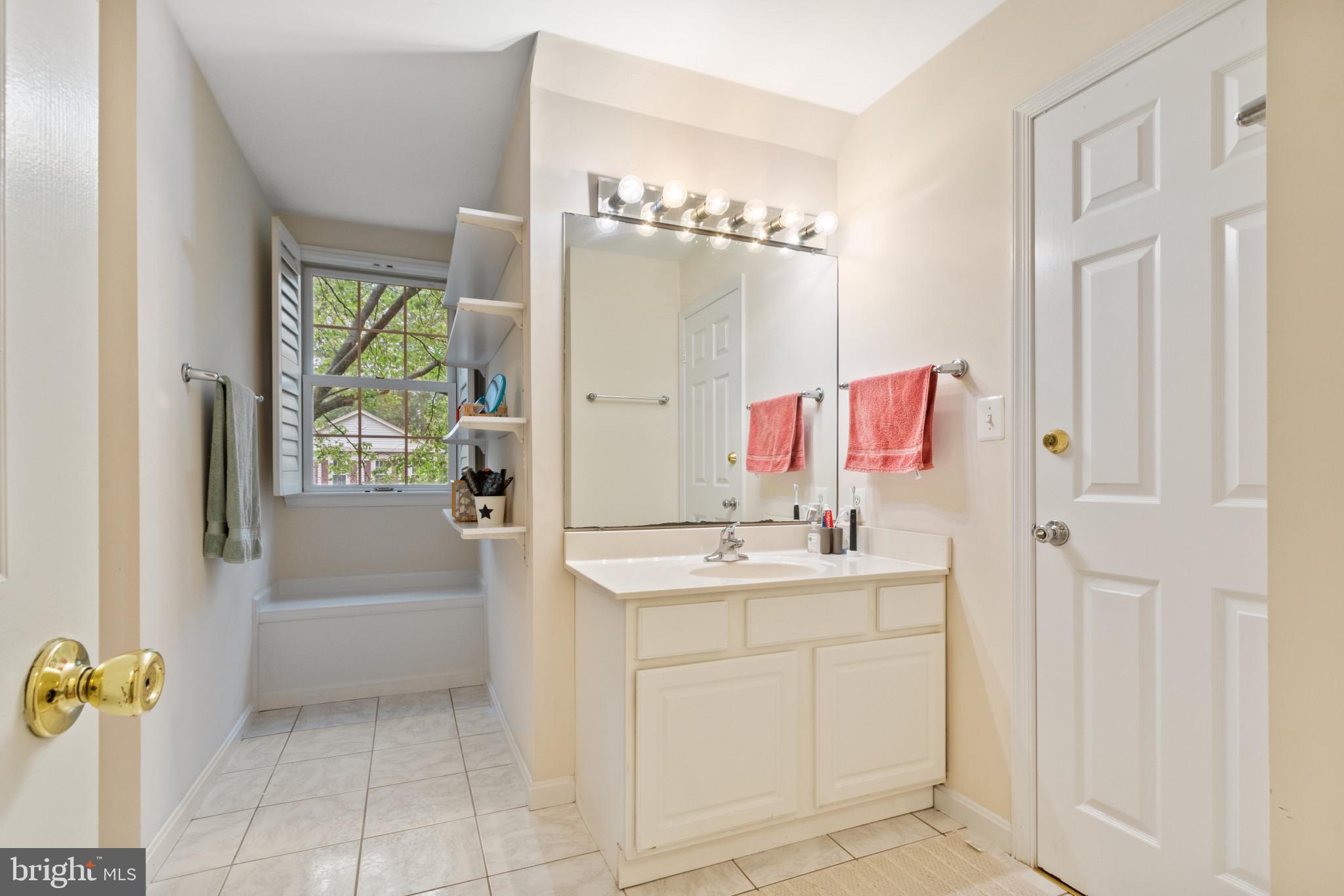 6111 Eagle Landing Rd