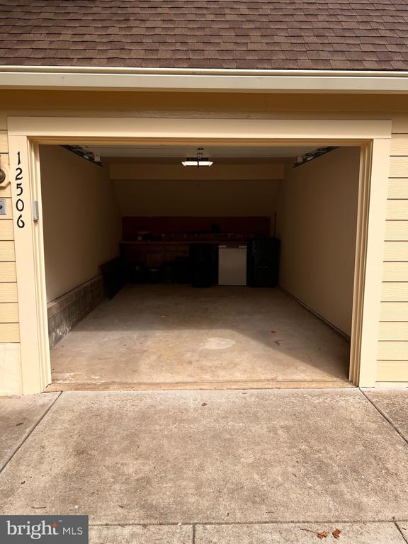 12506 N Lake Ct