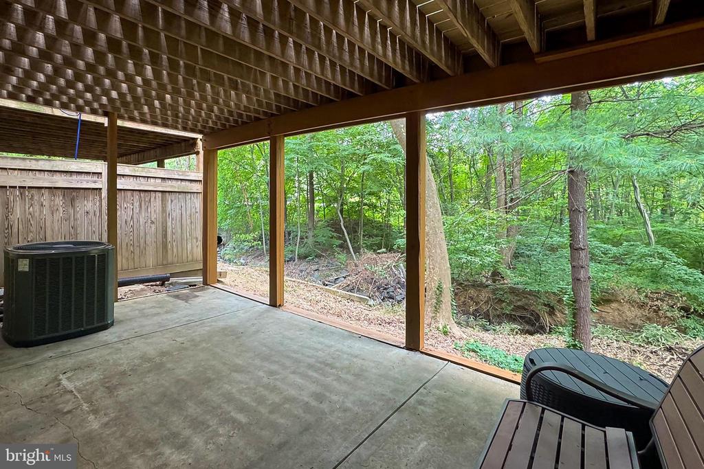 12506 N Lake Ct