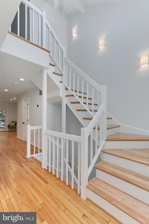 12506 N Lake Ct