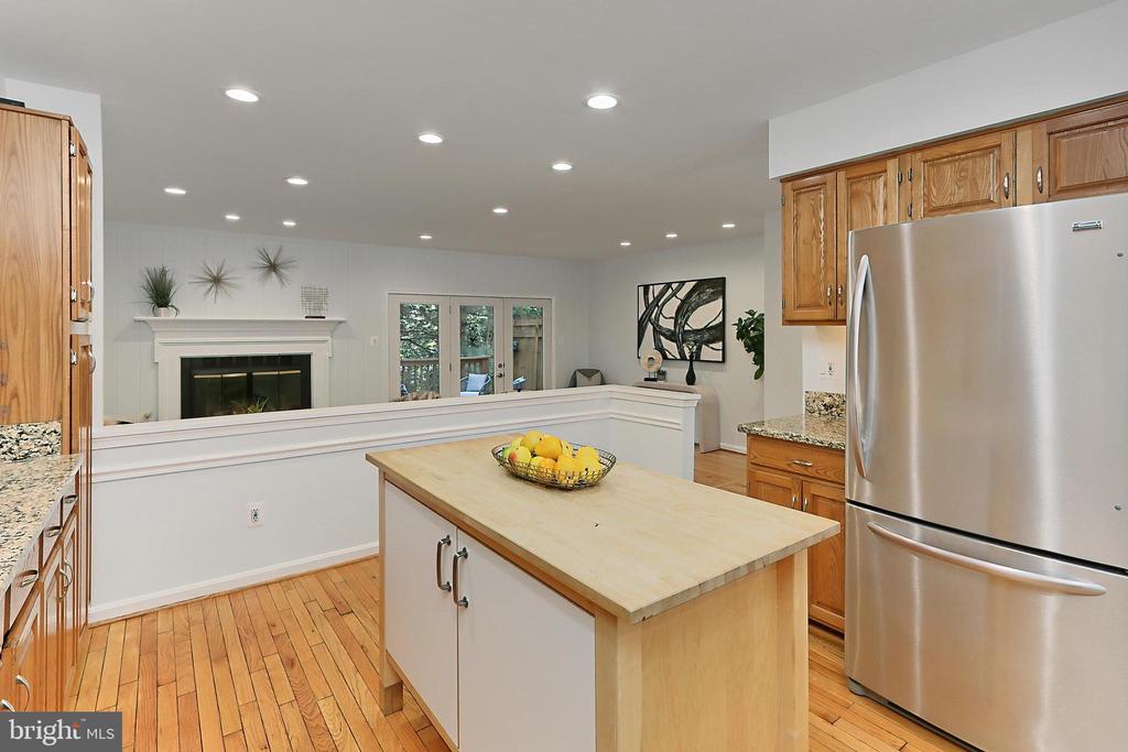 12506 N Lake Ct