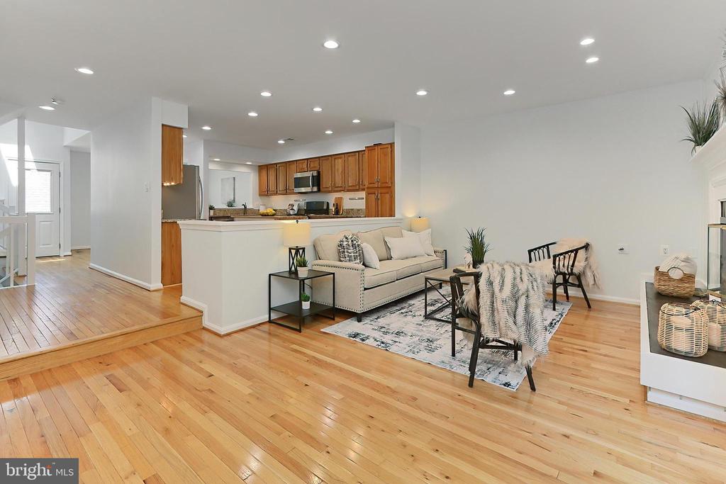 12506 N Lake Ct