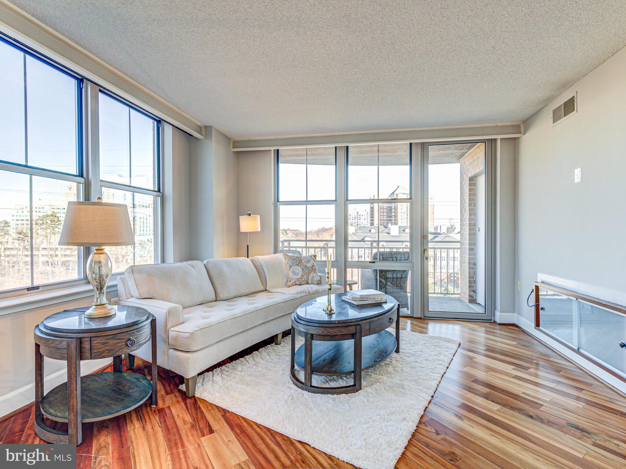 11800 Sunset Hills Rd #707