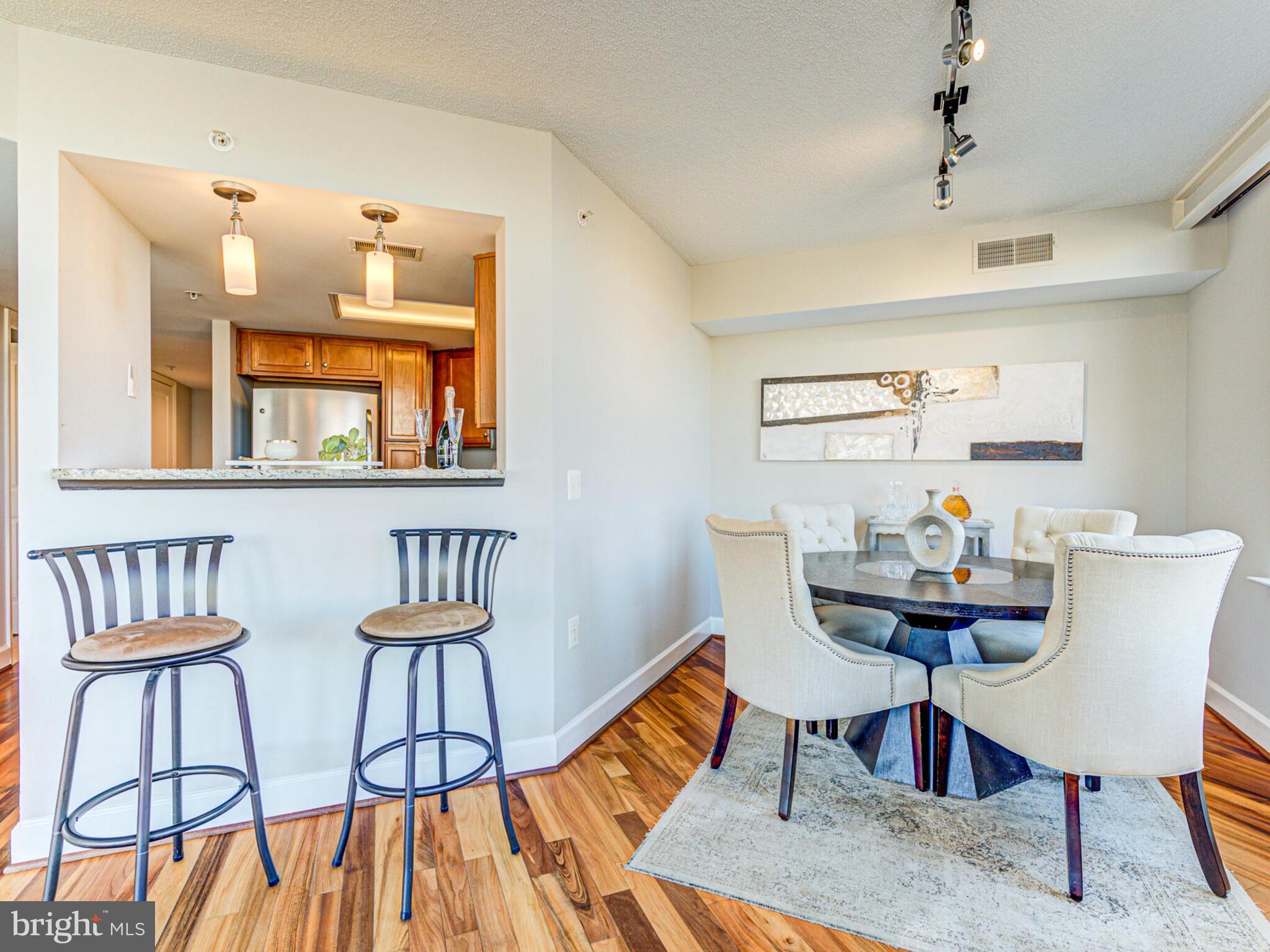 11800 Sunset Hills Rd #707