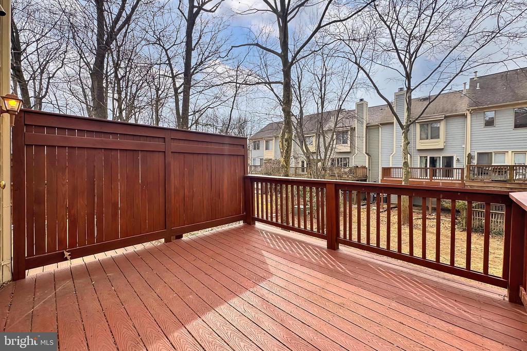 12517 North Lake Ct