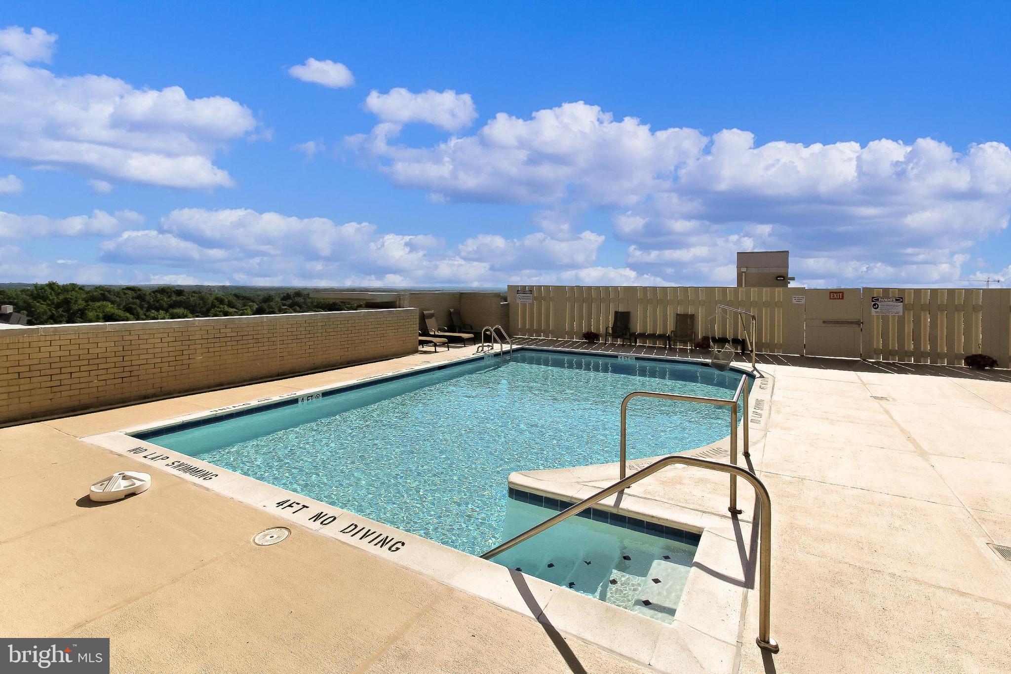 11800 Sunset Hills Rd #1018