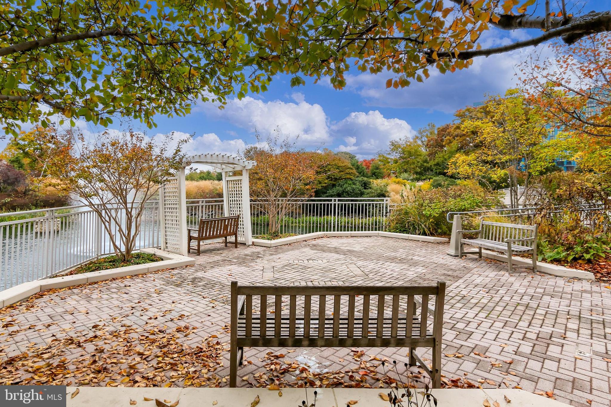 11800 Sunset Hills Rd #1018