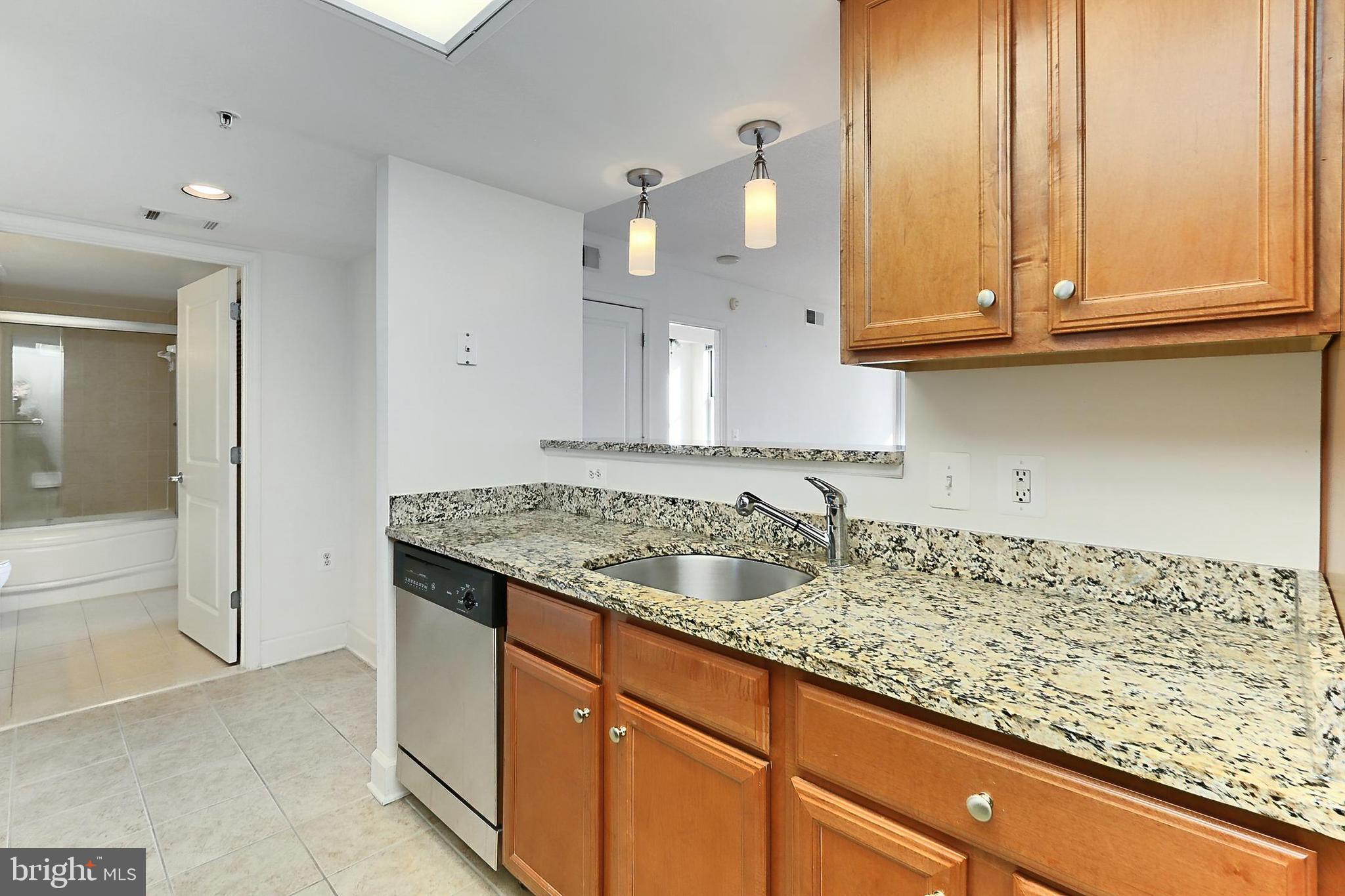 11800 Sunset Hills Rd #1018