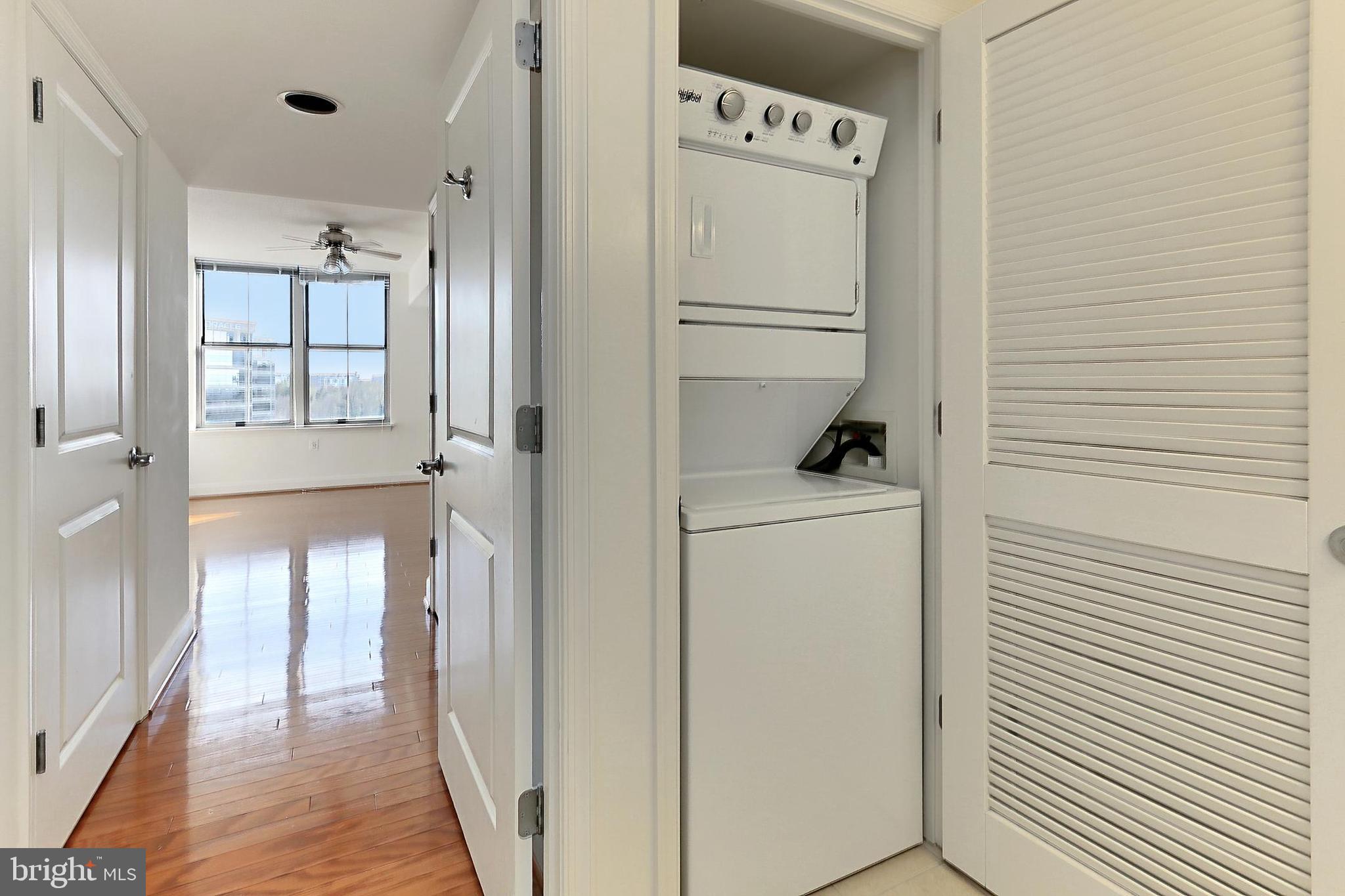 11800 Sunset Hills Rd #1018