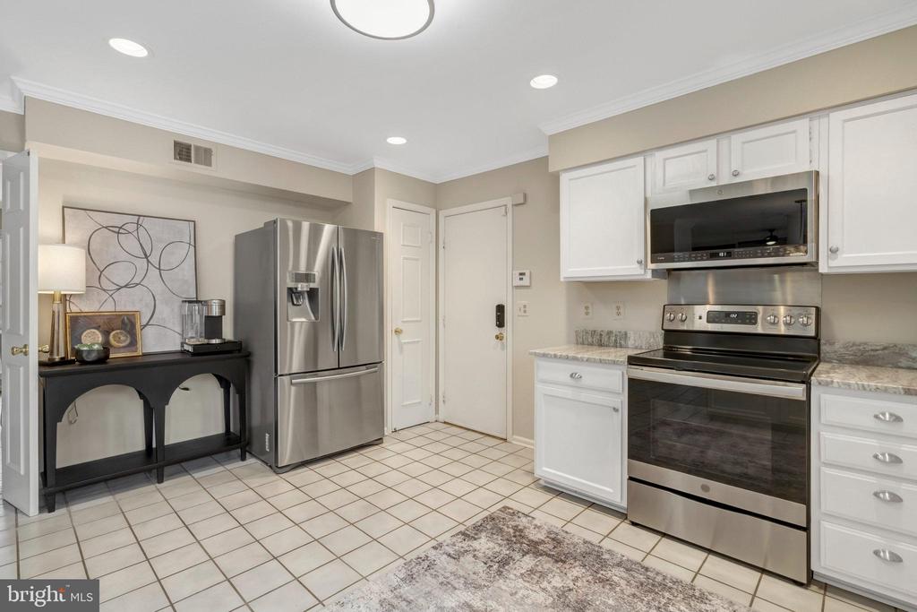 10332 Steamboat Landing Ln