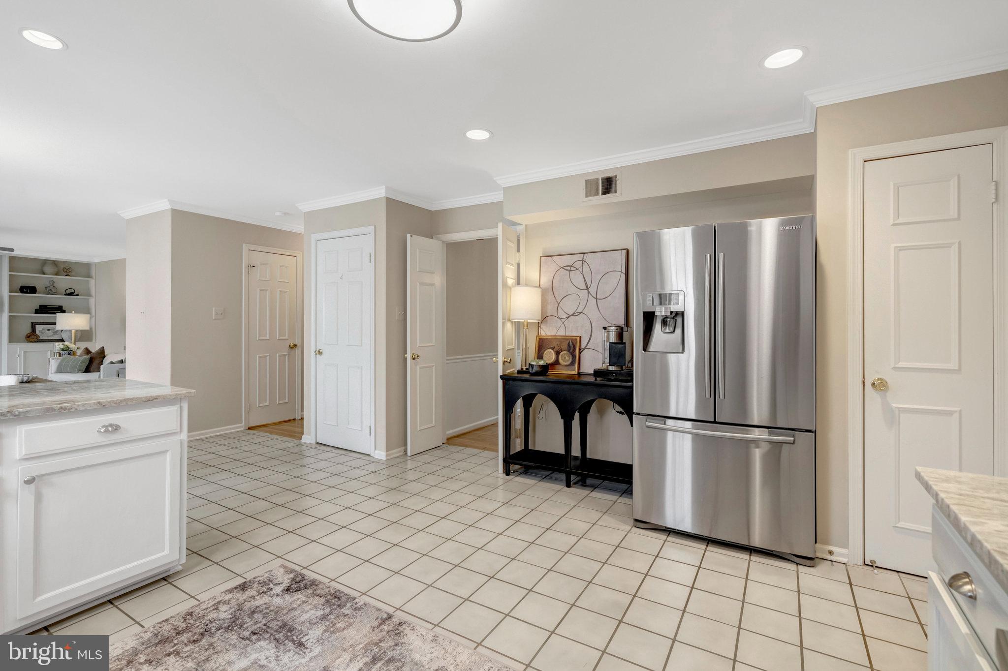 10332 Steamboat Landing Ln