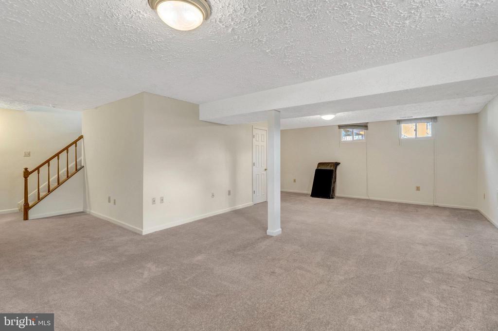 10332 Steamboat Landing Ln