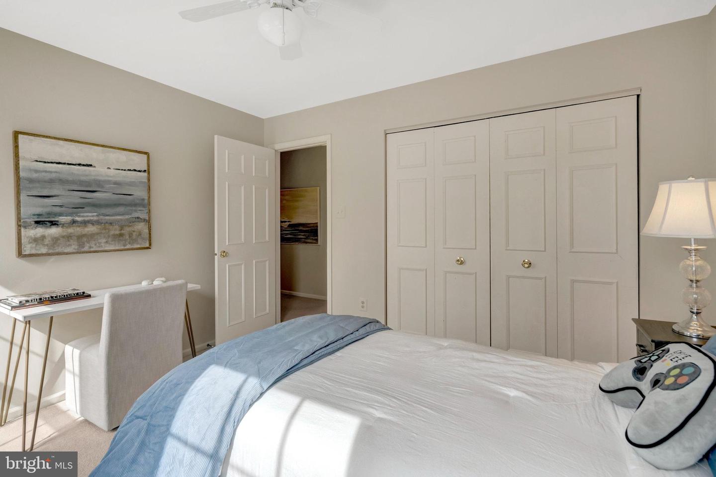 10332 Steamboat Landing Ln