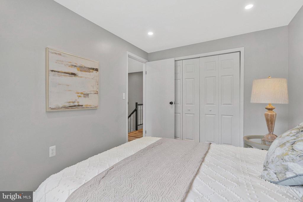 1628 BARNSTEAD DRIVE