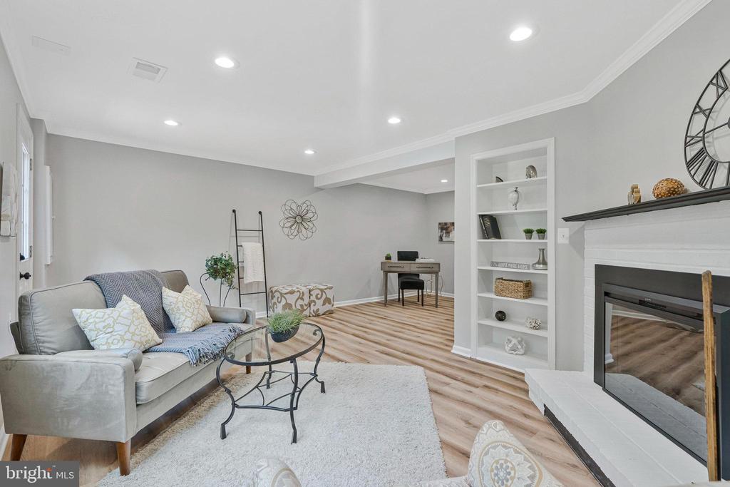 1628 BARNSTEAD DRIVE