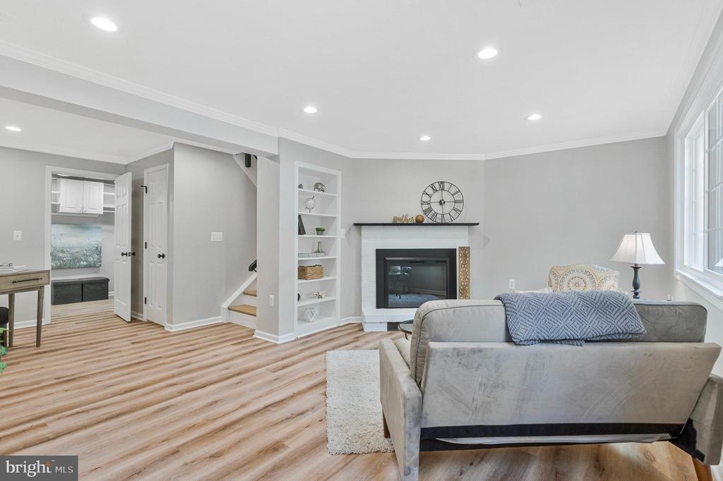 1628 BARNSTEAD DRIVE
