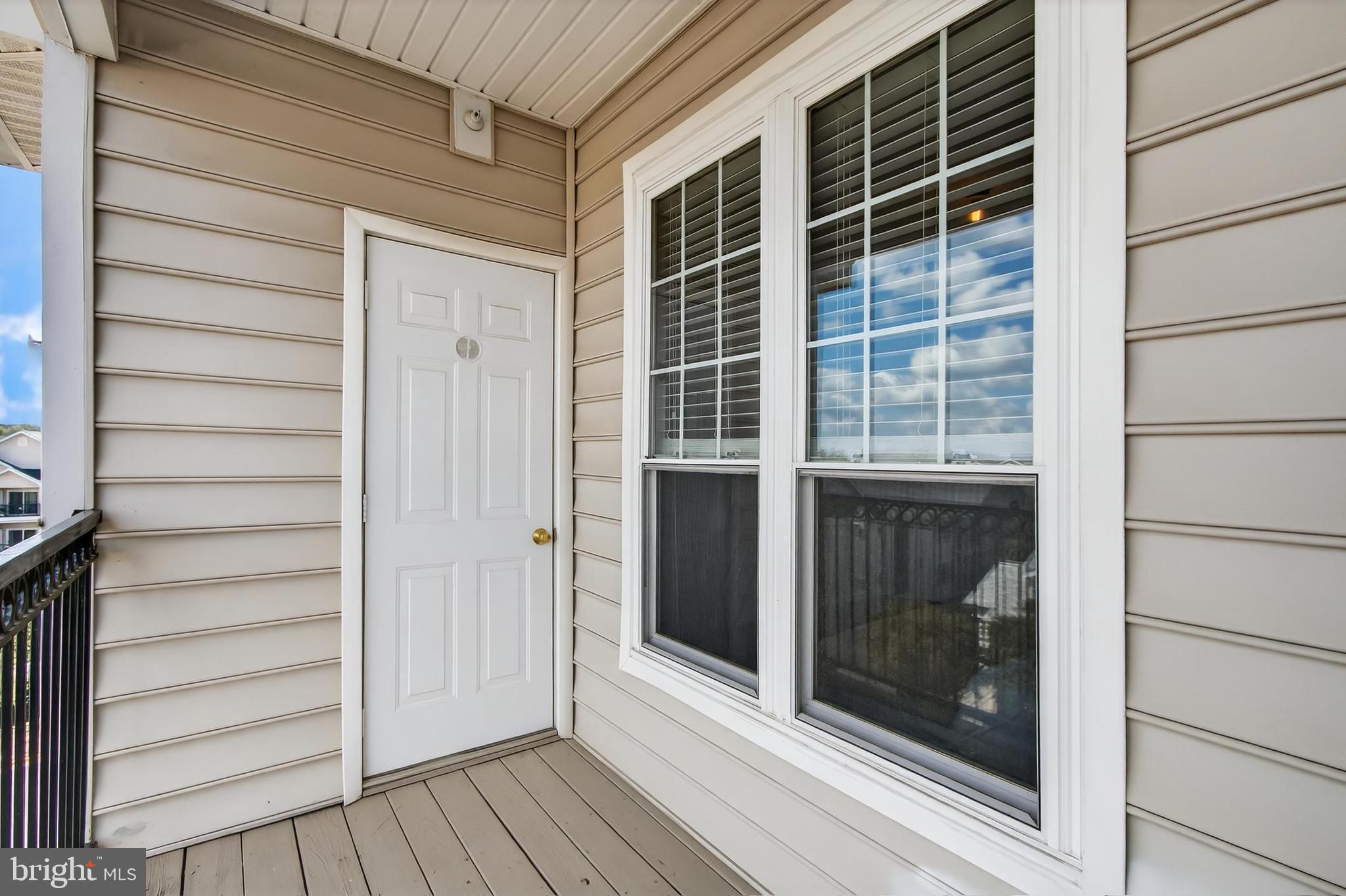 1521 SPRING GATE DRIVE 10413