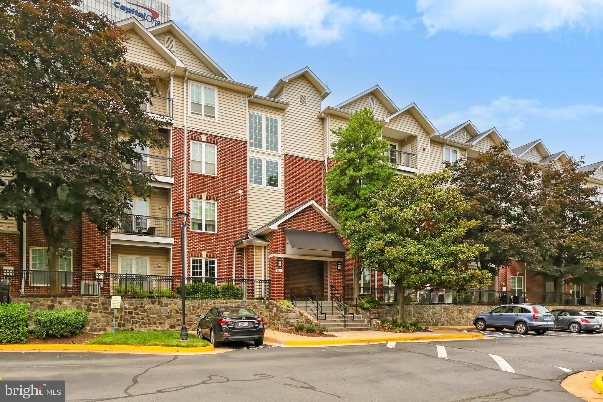 1521 SPRING GATE DRIVE 10413