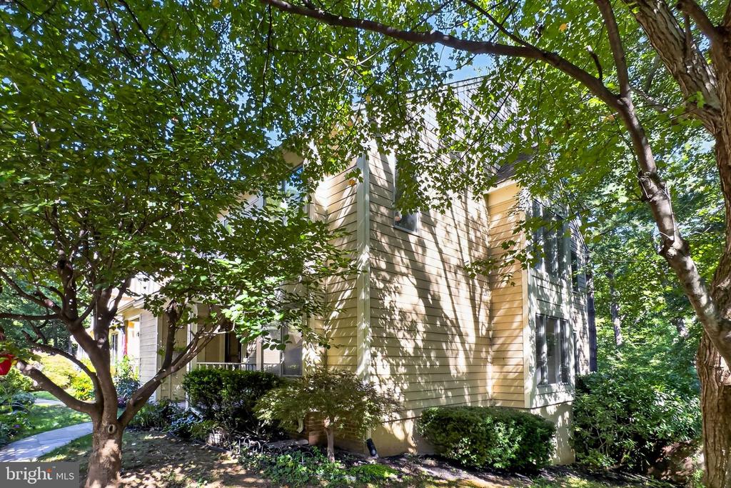 12500 N LAKE COURT
