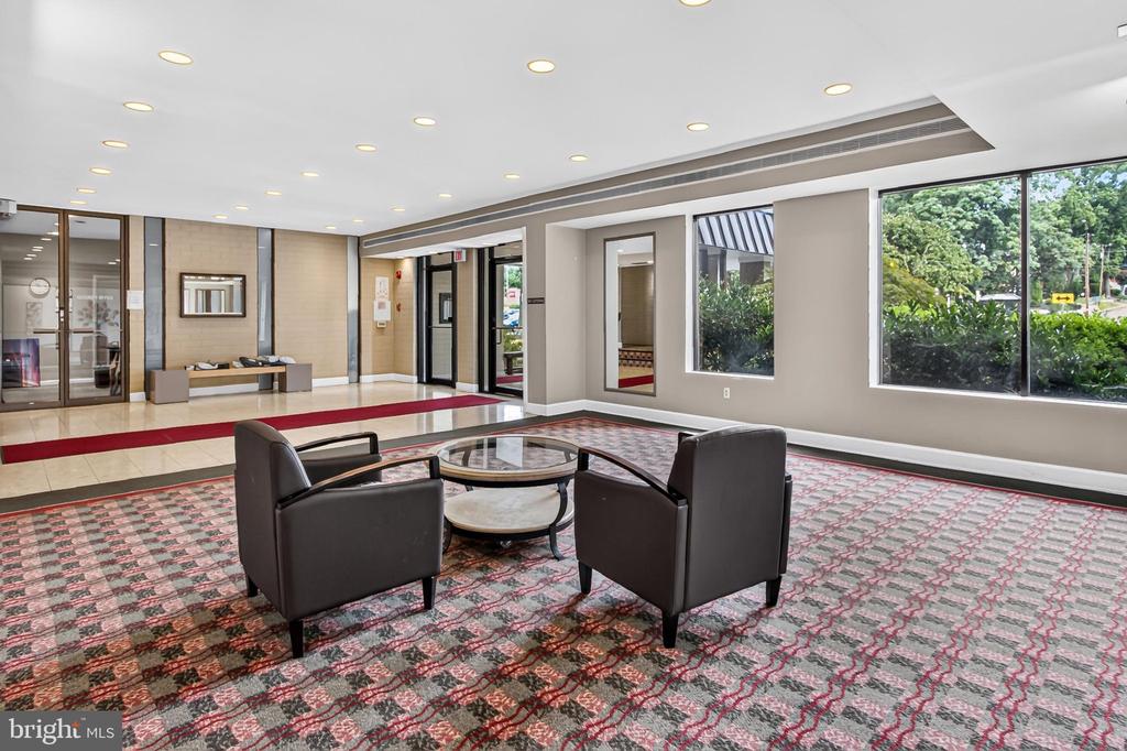 6001 ARLINGTON BOULEVARD Unit: 408