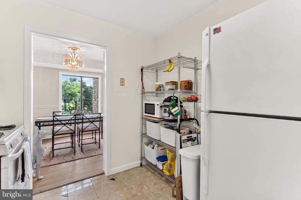 6001 ARLINGTON BOULEVARD Unit: 408